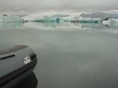 Avon rubber in the iceberg lagoon